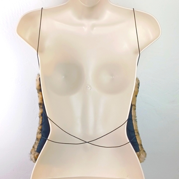 Vintage 90's Cheetah Faux Fur Backless Crop Tank ... Need We Say More ... - Picture 5 of 8